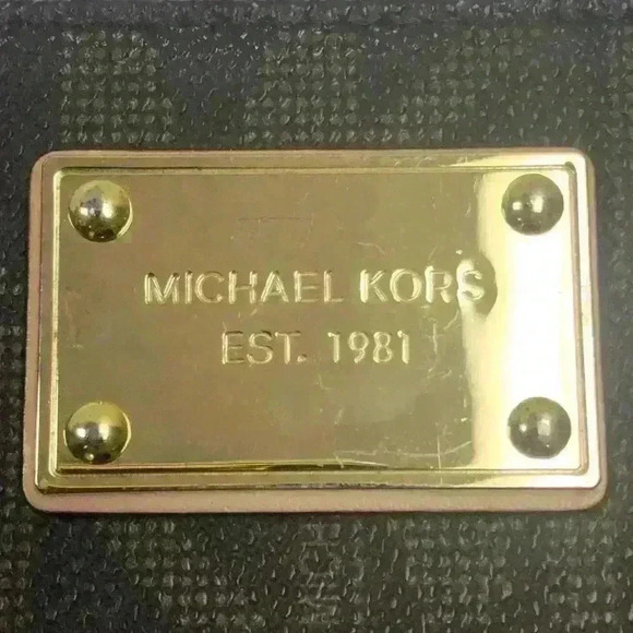 Michael Kors MK Logo Brown Wallet - Picture 3 of 6